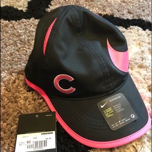 Nike DryFit Chicago Cubs hat